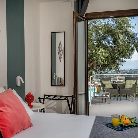 Maria Con Piscina E Vista Mare 12 Posti Letto וילה